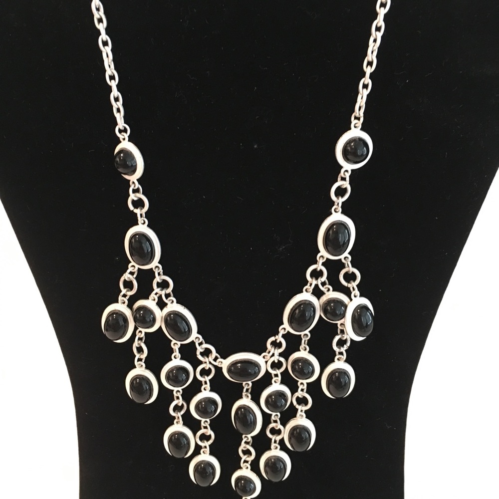 Elegant black and silver necklace